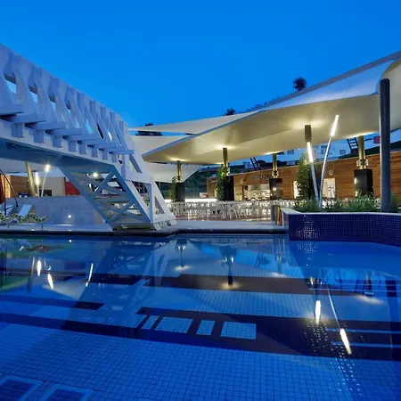 The Sense Deluxe אתר נופש