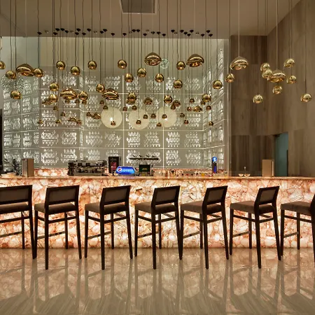 The Sense Deluxe 5* סייד